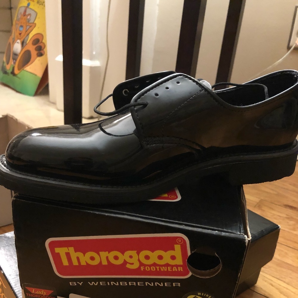 Work shoes